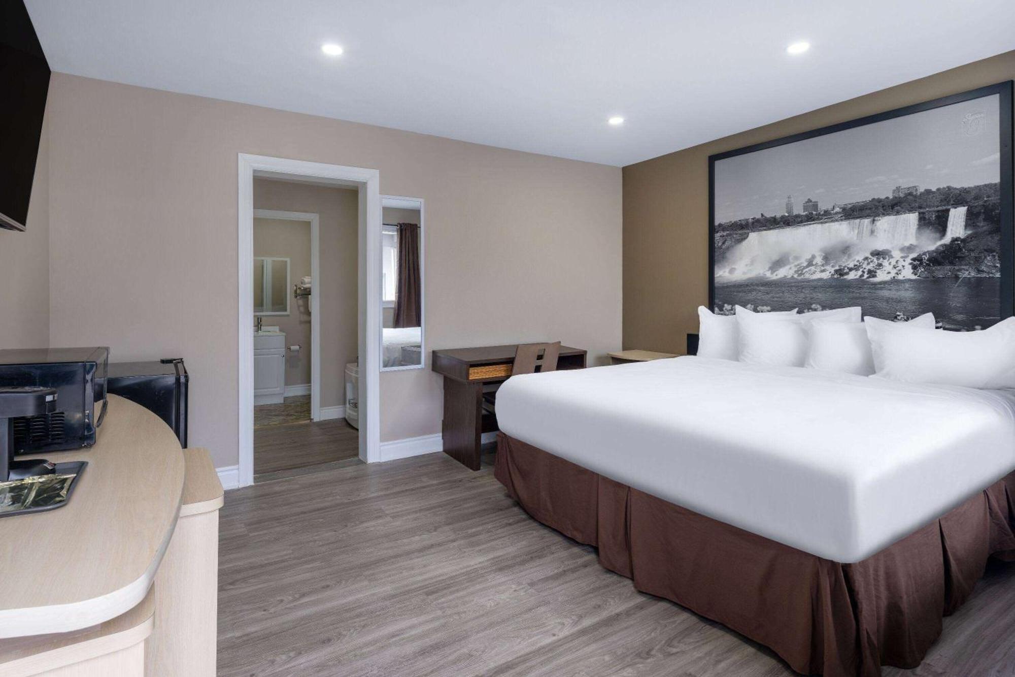 Super 8 By Wyndham Niagara Falls On 외부 사진