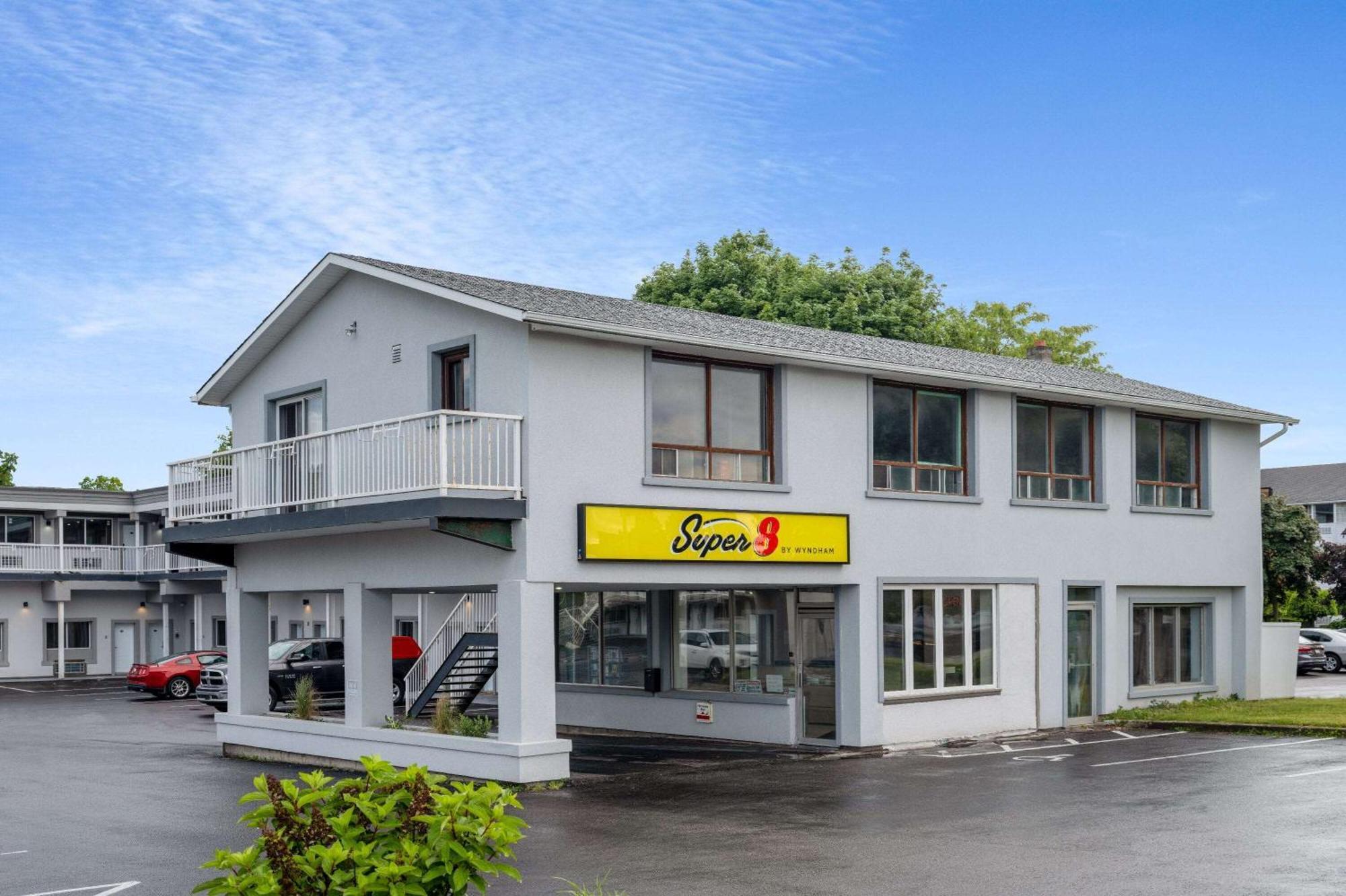 Super 8 By Wyndham Niagara Falls On 외부 사진